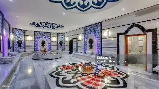 推拿大师的‘点穴’秘籍：解密身体‘开关’，健康密码藏其中！ poster